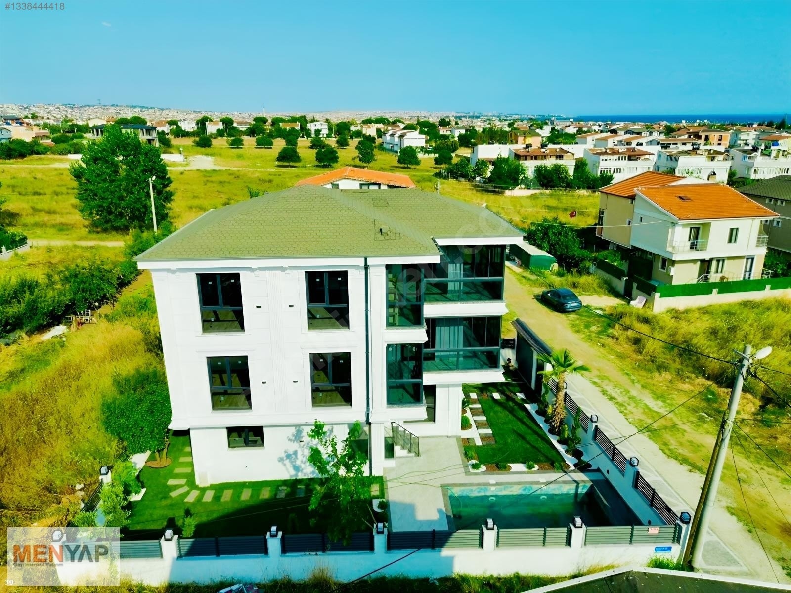 Yeniçiftlik Merkezde Denize Yürüme Mesafesinde Havuzlu 5+1 Villa — fotoğraf 44