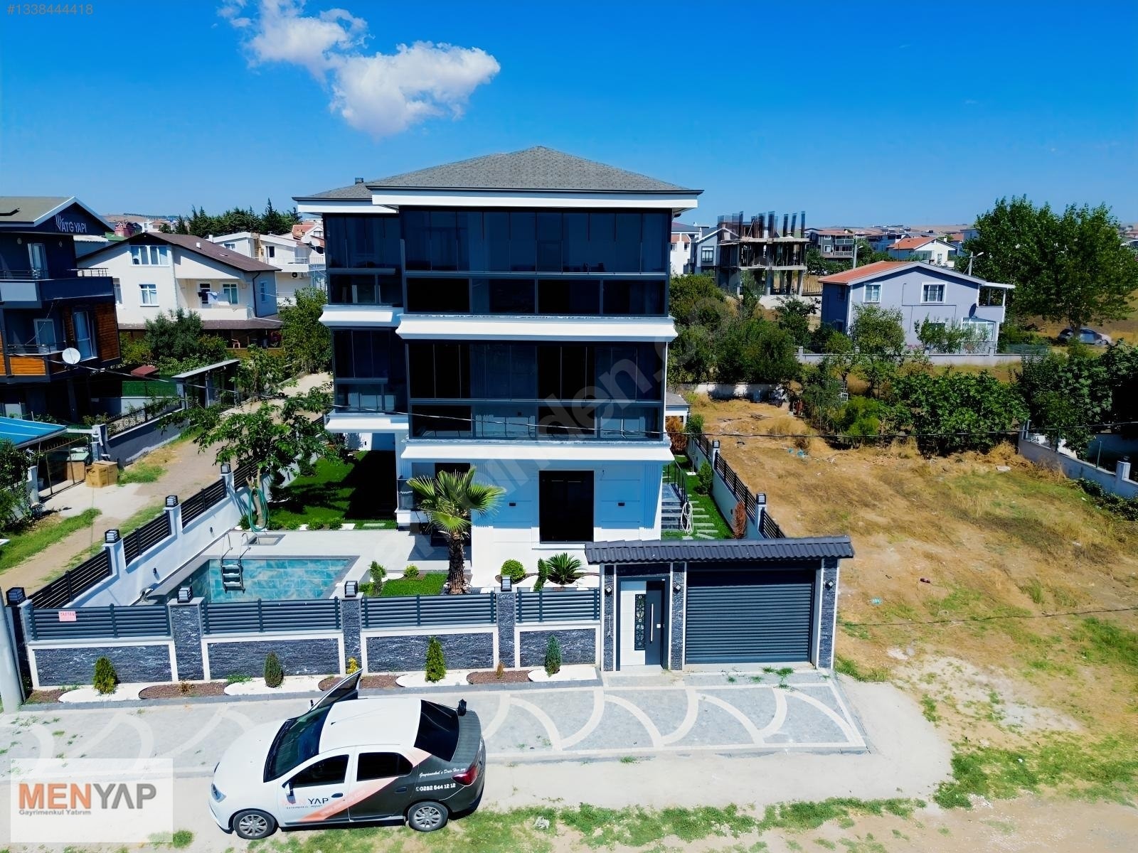 Yeniçiftlik Merkezde Denize Yürüme Mesafesinde Havuzlu 5+1 Villa — fotoğraf 51